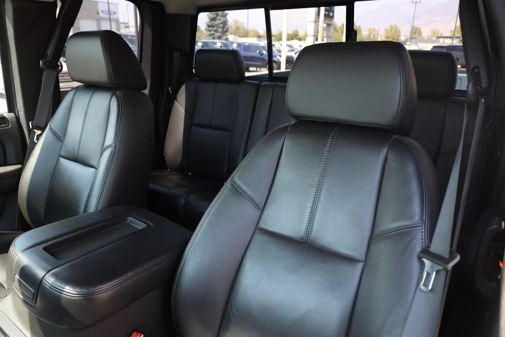 Used 2007 Chevrolet Silverado 1500 LTZ w/ Suspension Package, Off-Road" AWD/4WD image 16