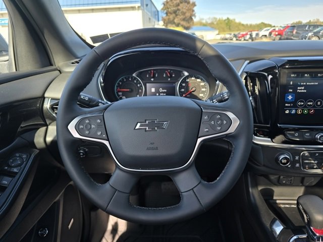 Used 2023 Chevrolet Traverse RS w/ LPO, Floor Liner Package image 30