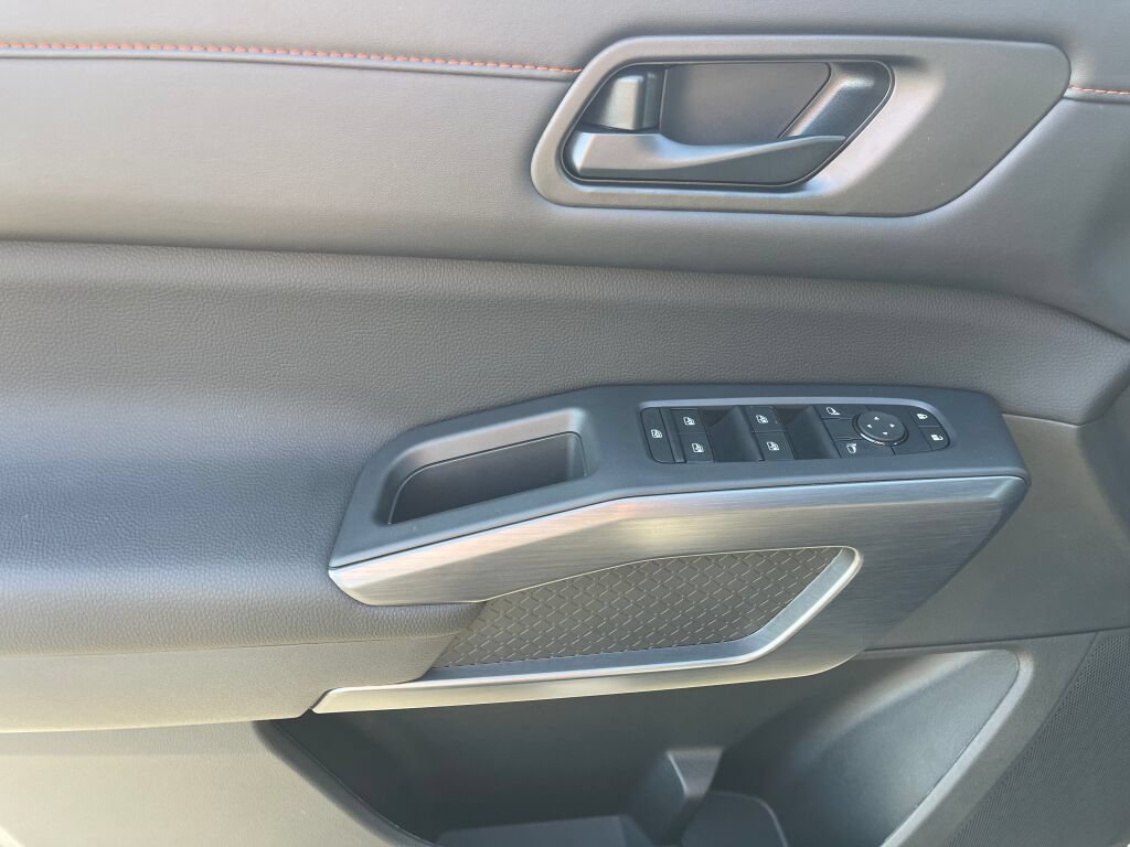 New 2026 Nissan Pathfinder Rock Creek AWD/4WD image 7