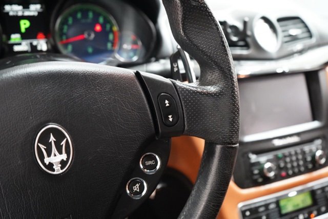 Used 2016 Maserati GranTurismo Convertible image 19