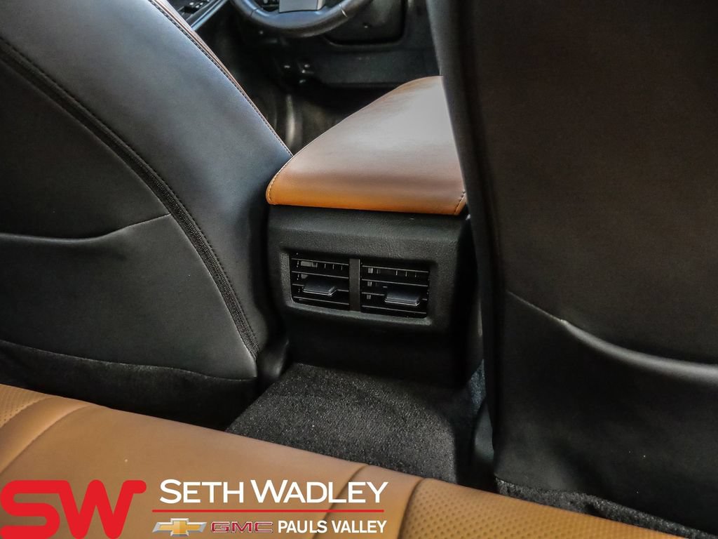 Used 2022 Lexus IS 300 w/ Premium Package RWD image 23