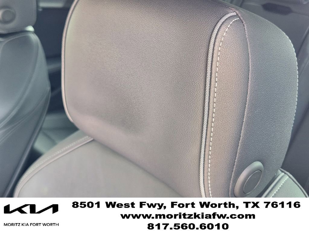 Used 2022 Audi A4 2.0T Premium Plus w/ Premium Plus Package AWD/4WD image 14