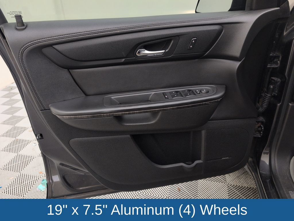 Used 2015 GMC Acadia SLT FWD image 30