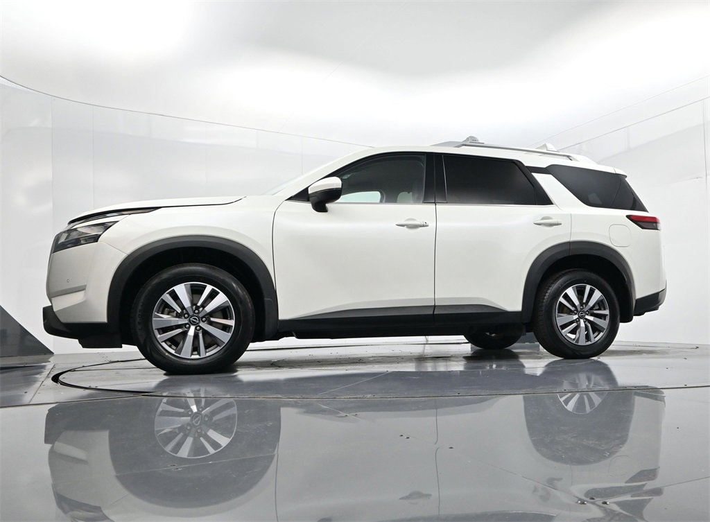Used 2022 Nissan Pathfinder SL image 34