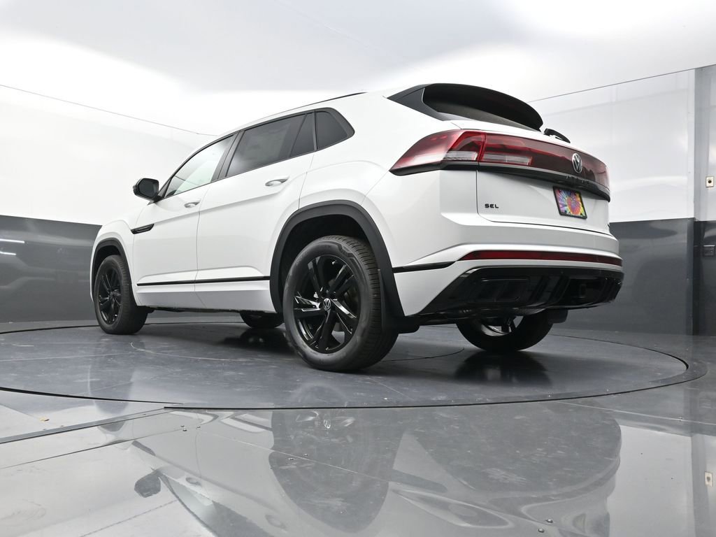 New 2026 Volkswagen Atlas Cross Sport SEL R-Line image 25