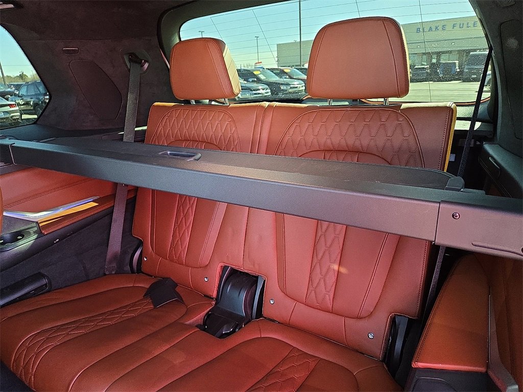 Used 2021 BMW X7 M50i w/ Dynamic Handling Package image 19