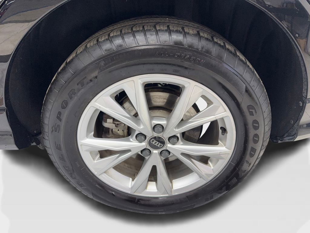 Used 2025 Audi Q3 2.0T Premium image 87