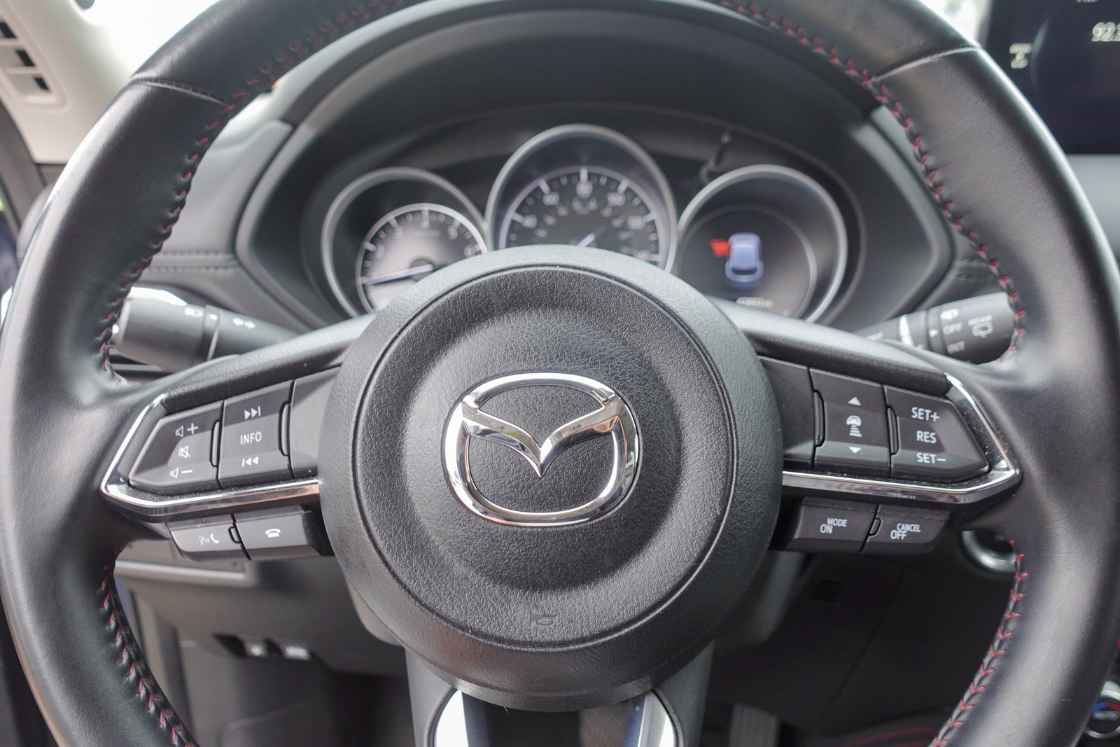 Certified 2024 MAZDA CX-5 Carbon Edition image 13