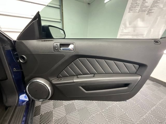 Used 2012 Ford Mustang Premium RWD image 13