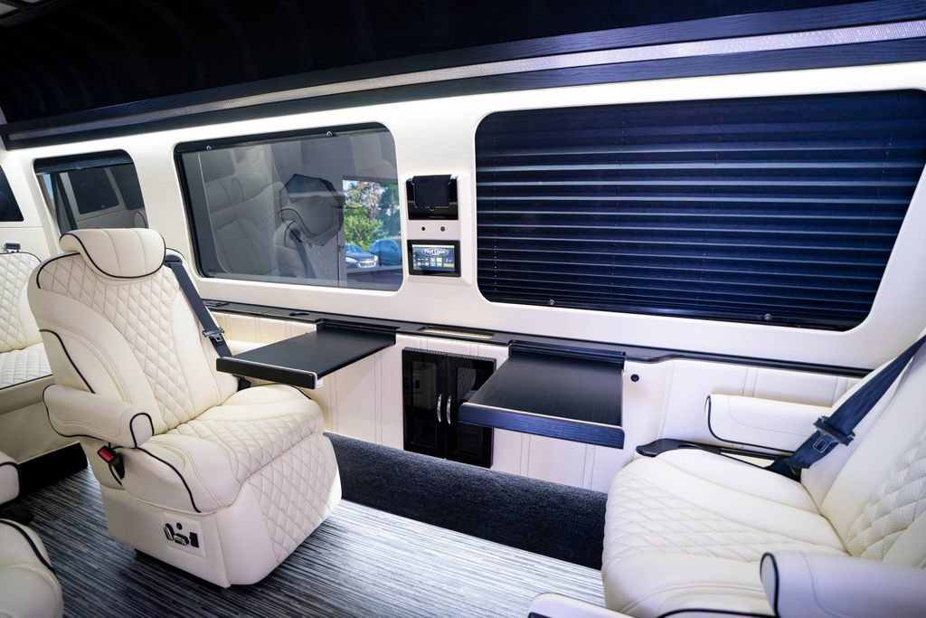 Used 2019 Mercedes-Benz Sprinter 170 image 38