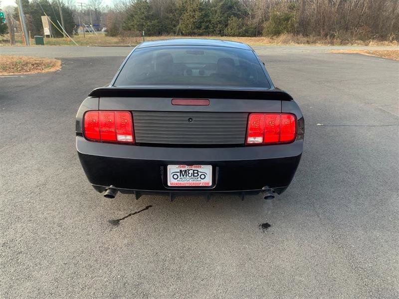 Used 2009 Ford Mustang GT RWD image 7