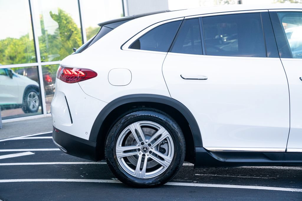 Used 2023 Mercedes-Benz EQE 350+ SUV image 13