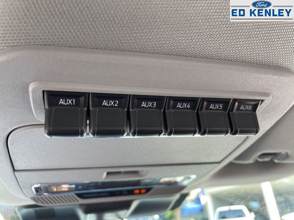 New 2026 Ford F350 Lariat image 18