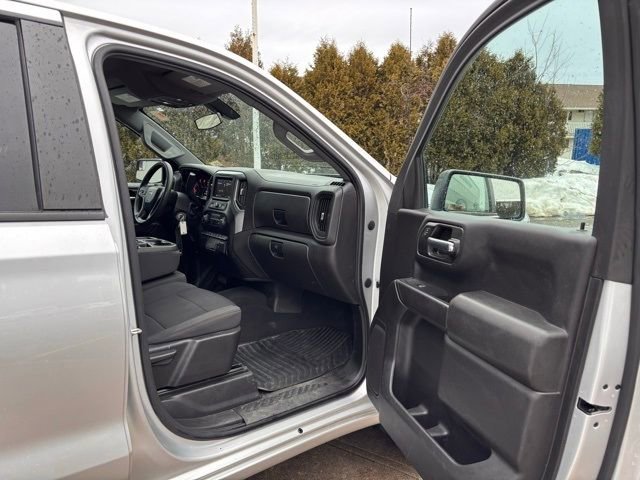 Used 2021 Chevrolet Silverado 1500 Custom image 11