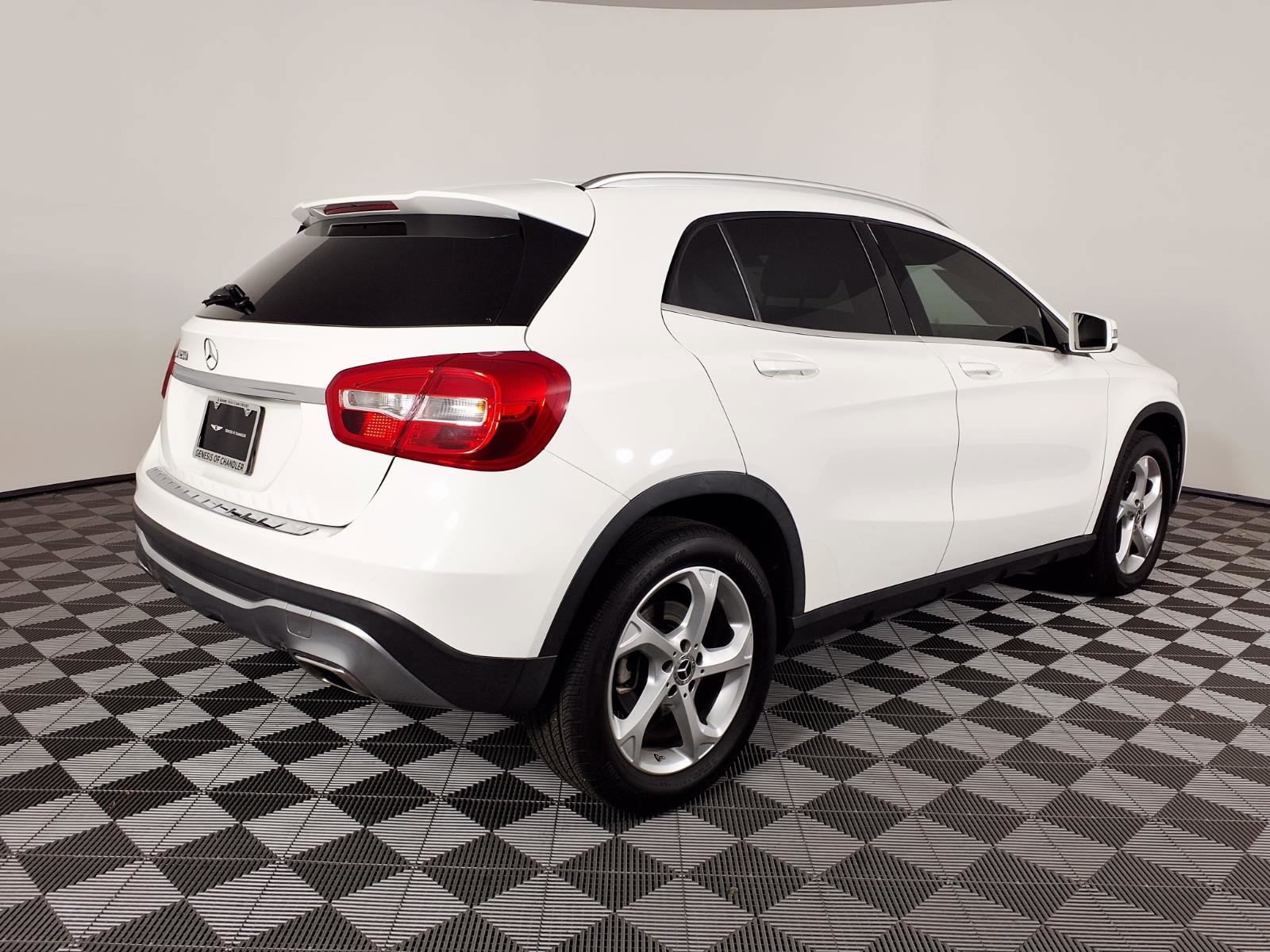 Used 2019 Mercedes-Benz GLA 250 image 4