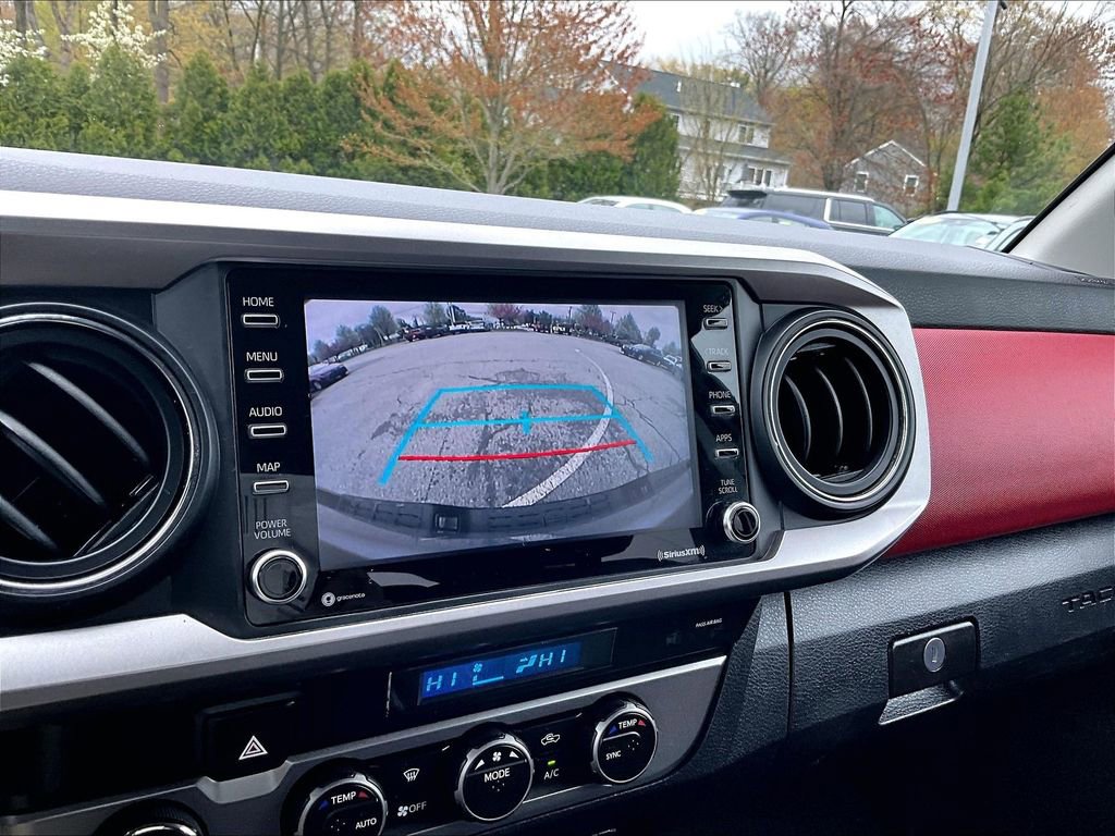 Used 2022 Toyota Tacoma SR5 AWD/4WD image 19