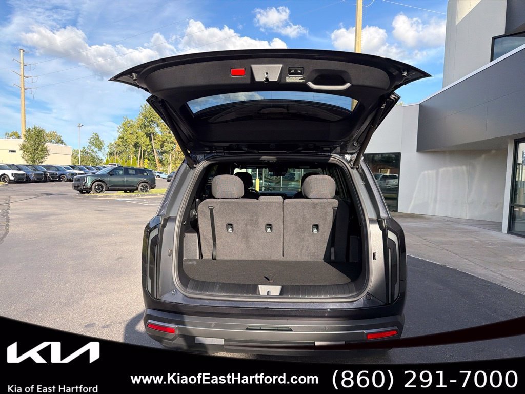 Used 2027 Kia Telluride S w/ Towing Package AWD/4WD image 15