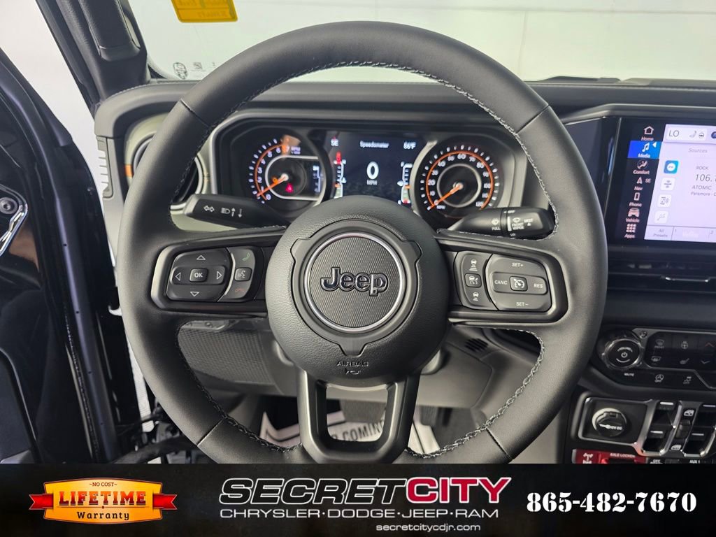 New 2025 Jeep Gladiator Mojave image 16