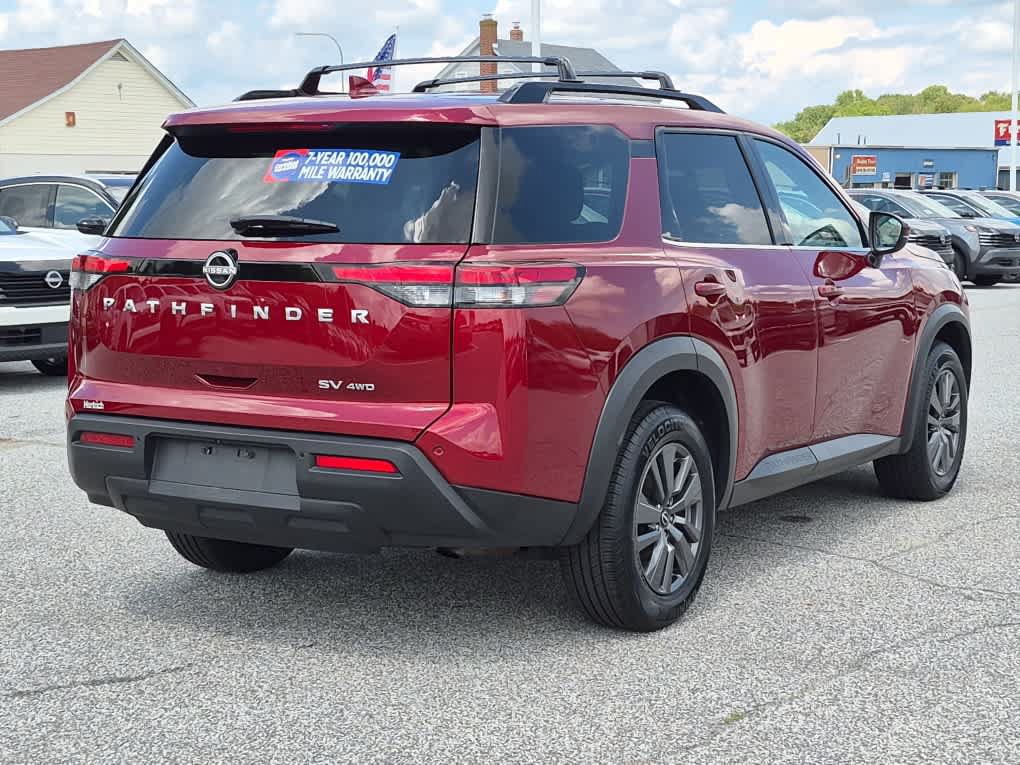 Used 2023 Nissan Pathfinder SV AWD/4WD image 3