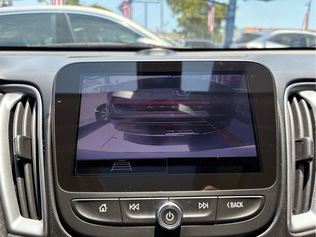 Used 2022 Chevrolet Malibu LT FWD image 22