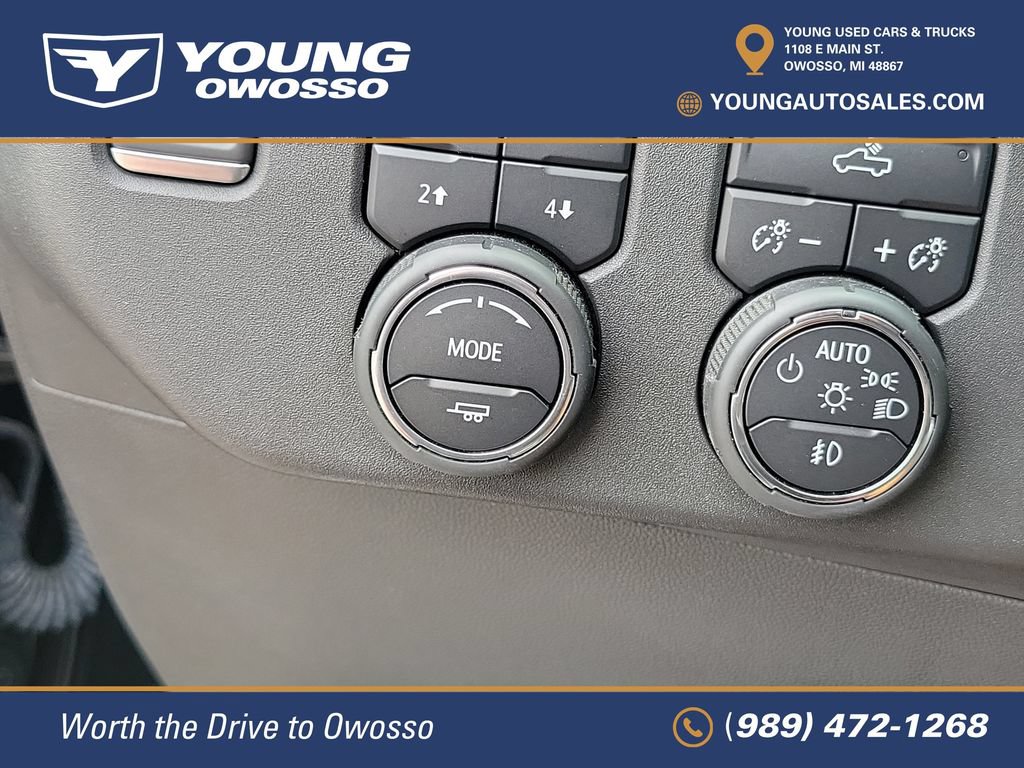 Used 2024 Chevrolet Silverado 1500 LT Trail Boss w/ Convenience Package II AWD/4WD image 11