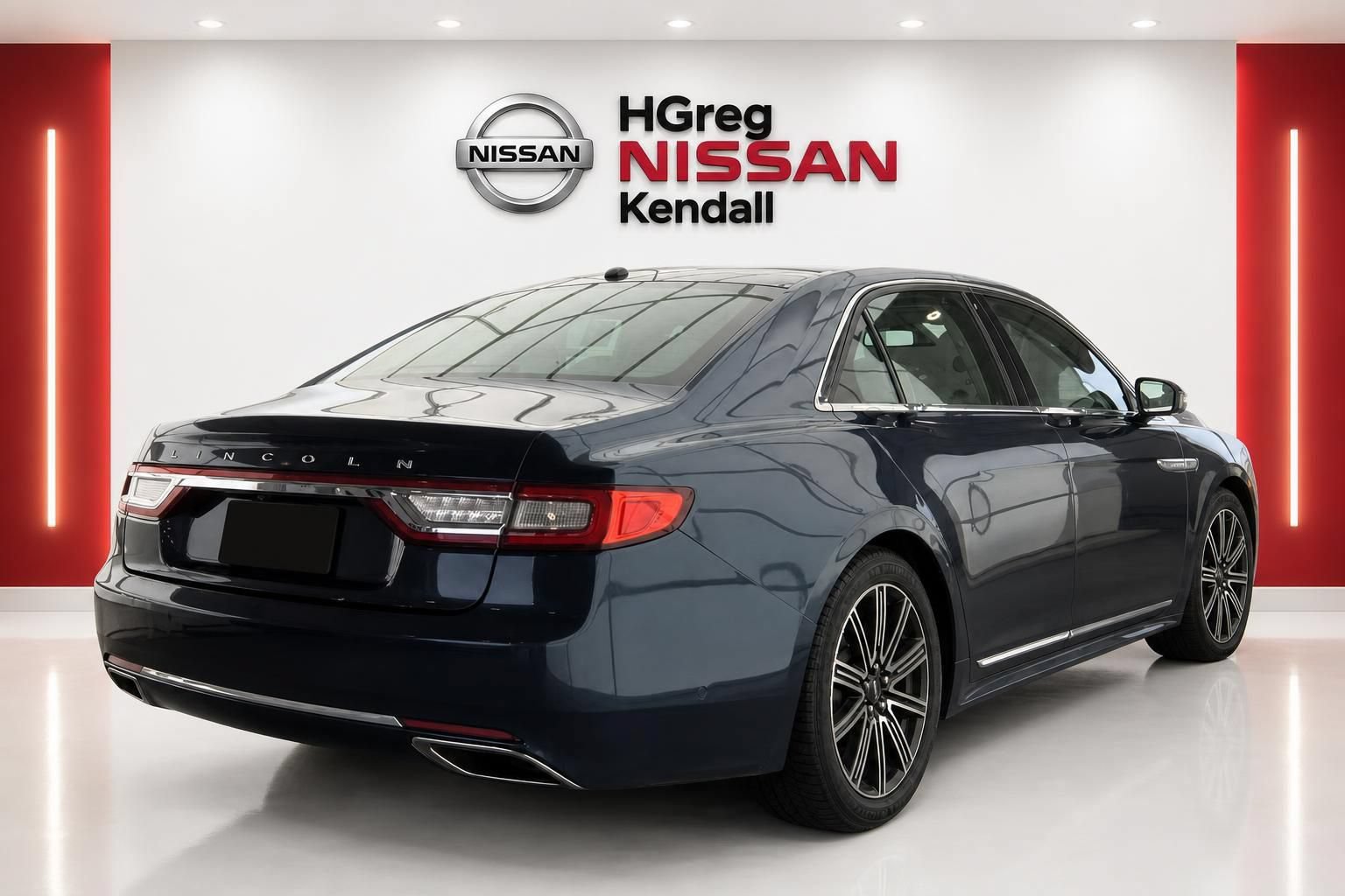 Used 2017 Lincoln Continental Reserve w/ Rear-seat Package AWD/4WD image 4