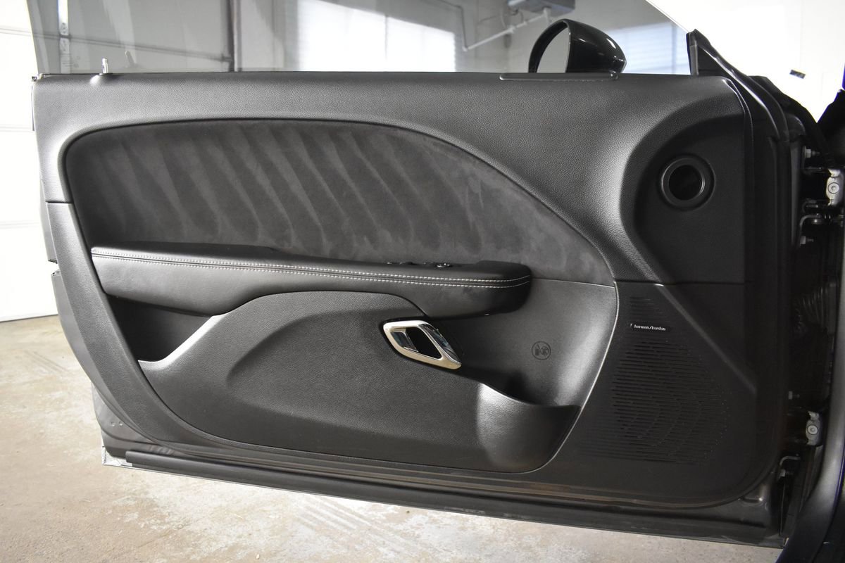 Used 2019 Dodge Challenger SRT Hellcat w/ Alcantara Appearance Package image 25