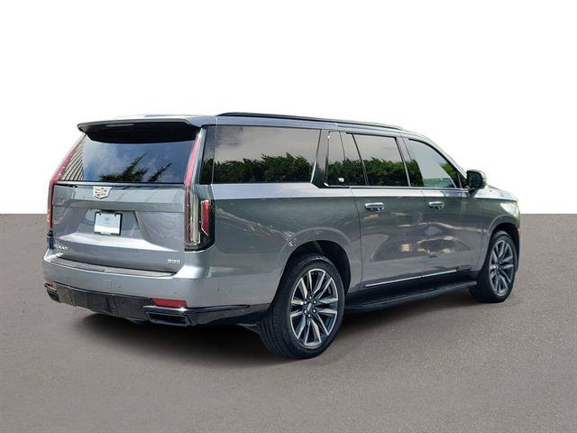 Used 2022 Cadillac Escalade ESV Sport w/ Touring Package RWD image 3