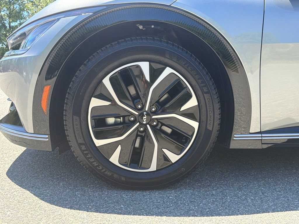 Used 2022 Kia EV6 Wind AWD/4WD image 9