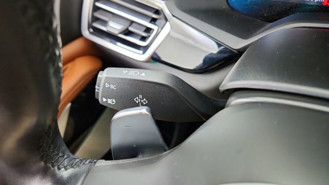 Used 2023 BMW X5 M50i w/ Executive Package image 42