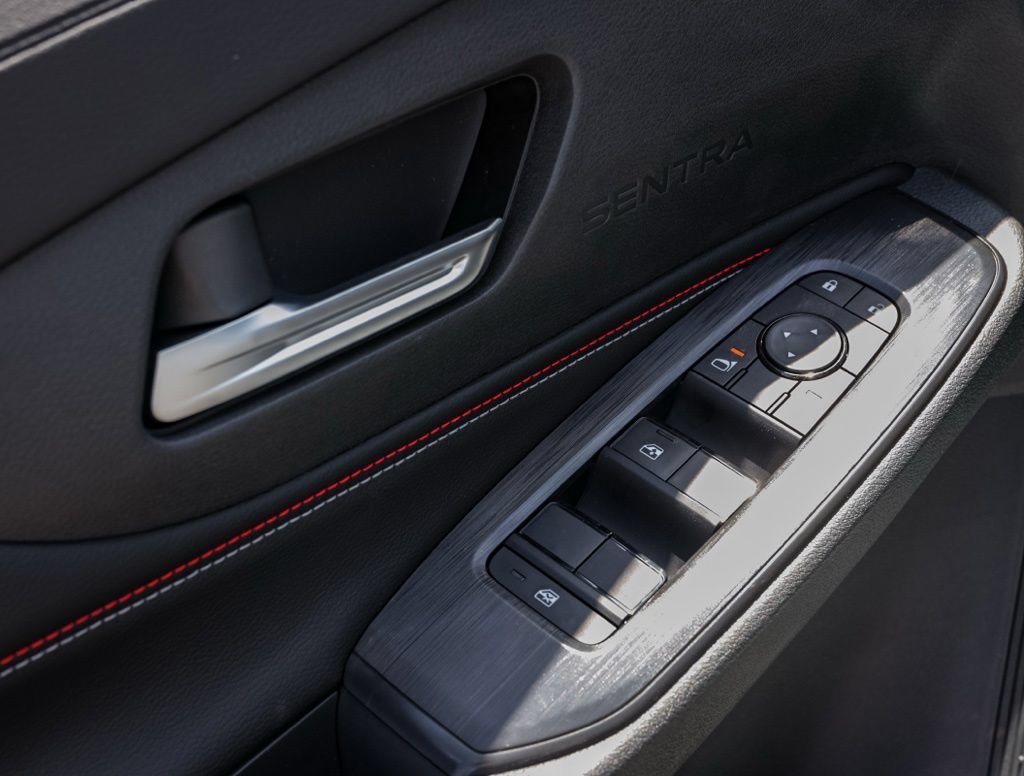 New 2026 Nissan Sentra SR w/ Floor Mat Package FWD image 14