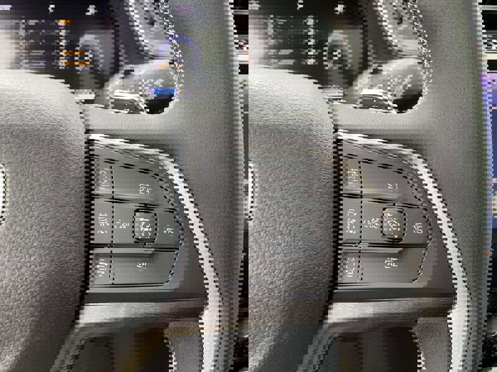 Used 2023 Jeep Grand Cherokee Limited image 18