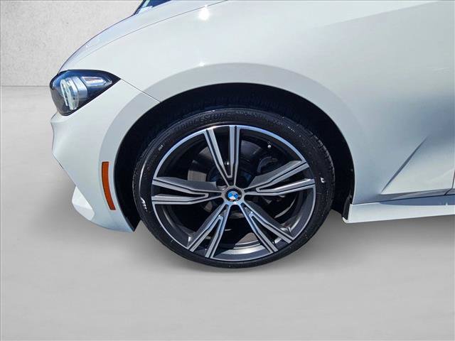 Used 2024 BMW 330i Sedan w/ Premium Package RWD image 23