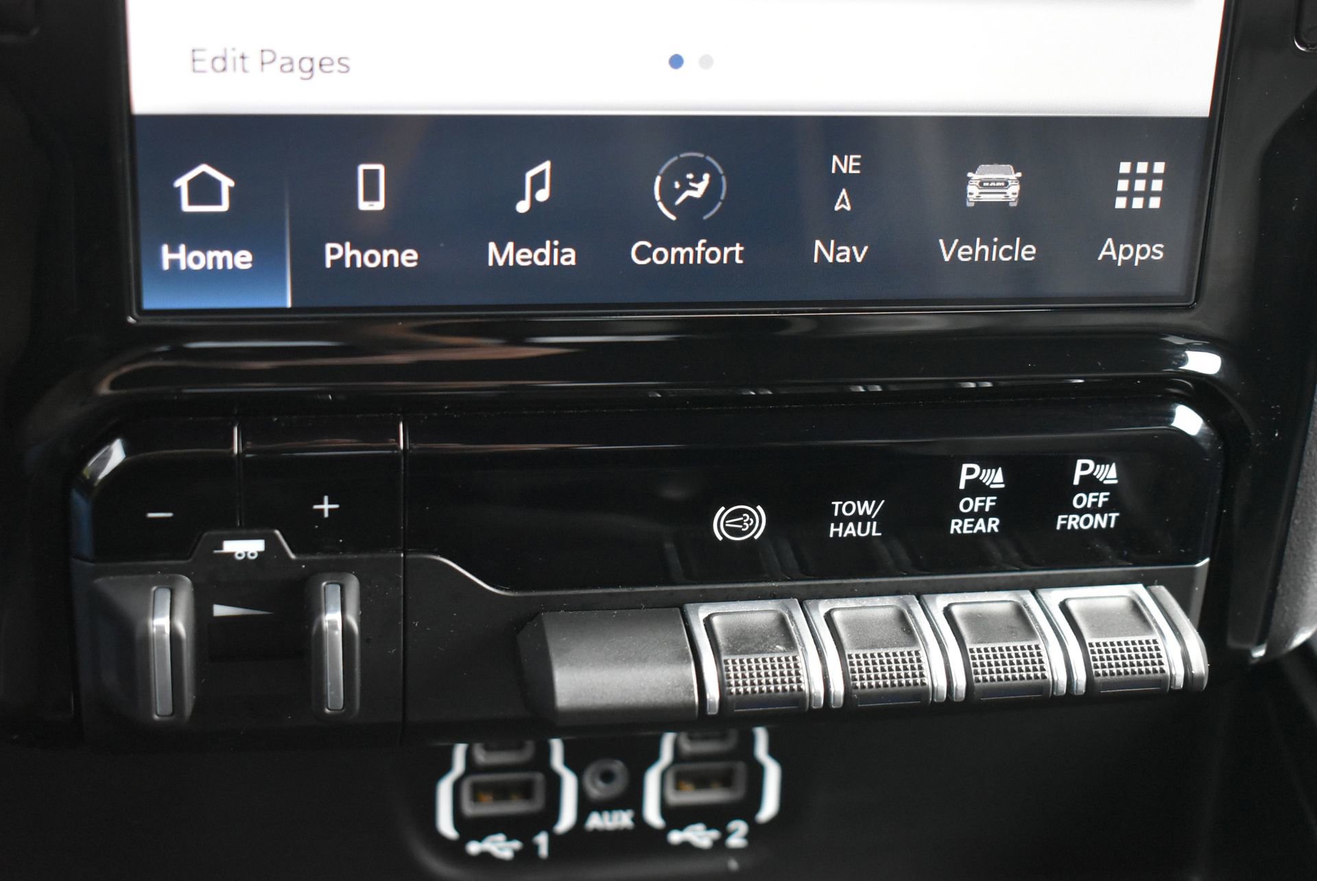 Used 2024 RAM 3500 Laramie w/ Night Edition image 28