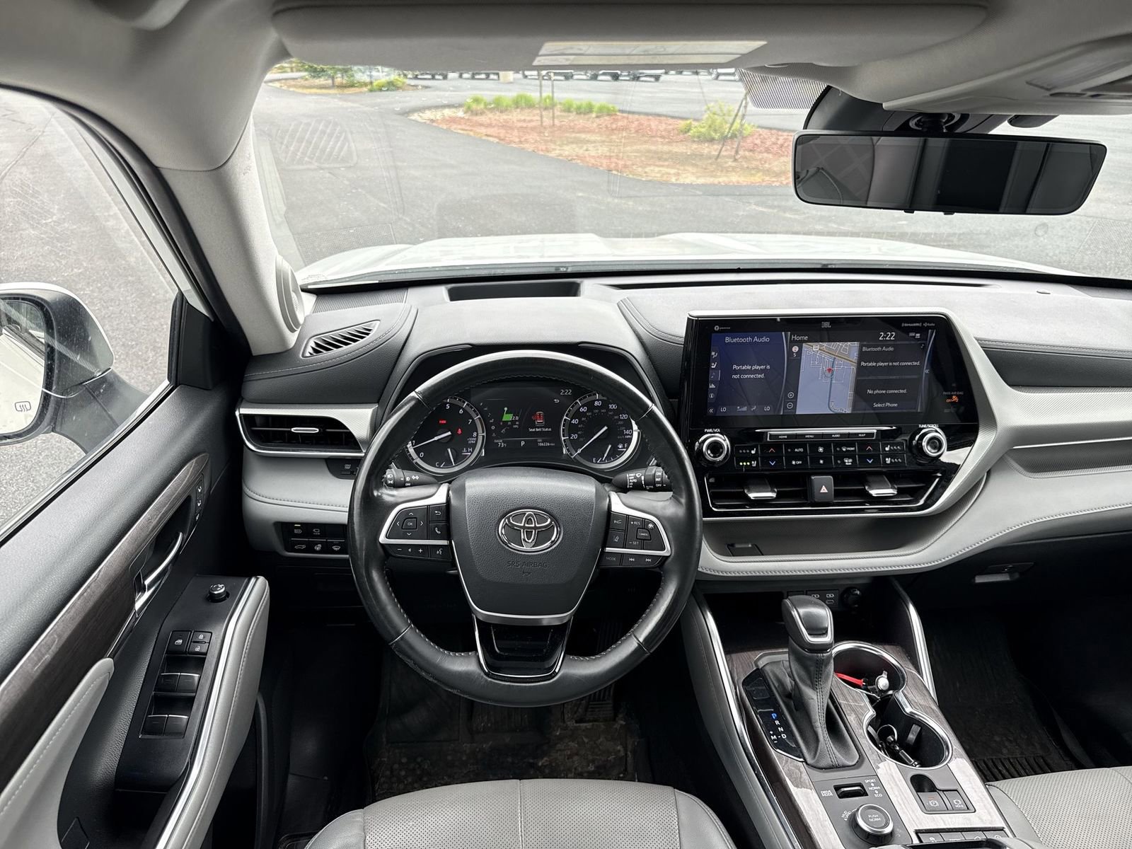 Used 2022 Toyota Highlander Platinum AWD/4WD image 14