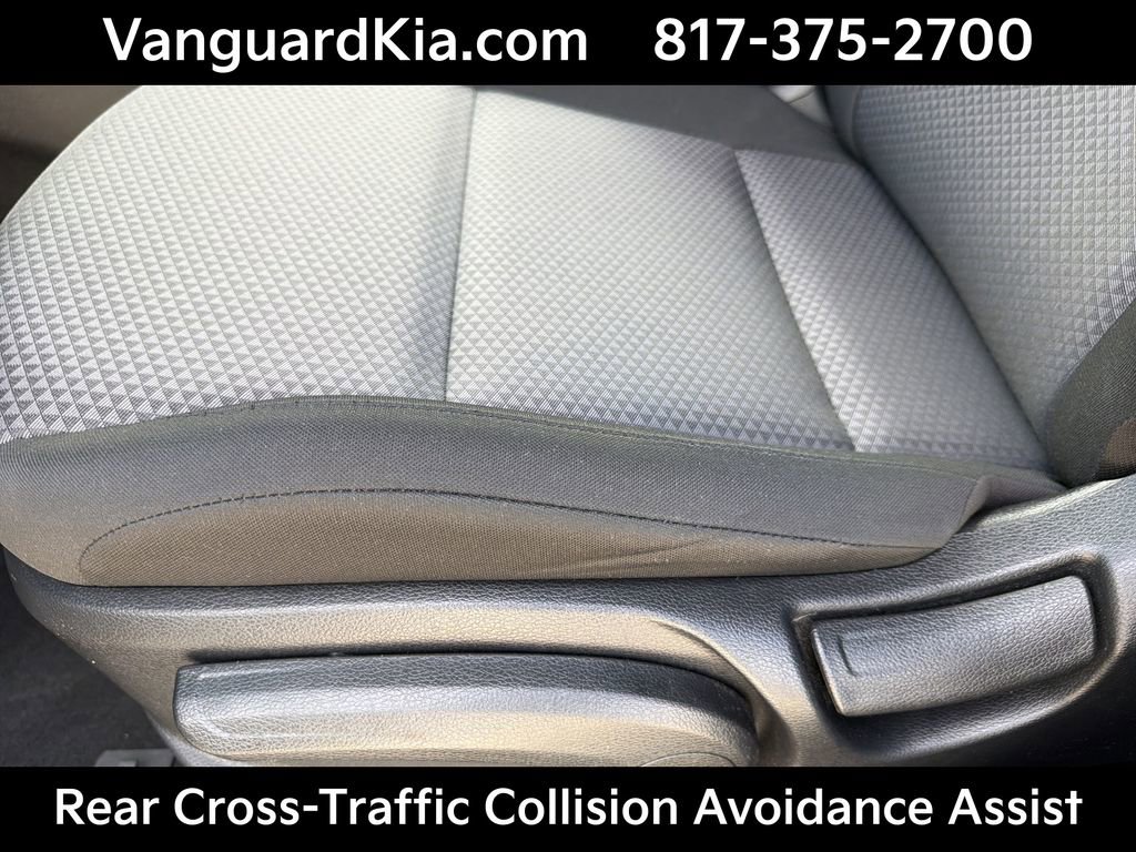 Certified 2025 Kia Soul LX FWD image 16