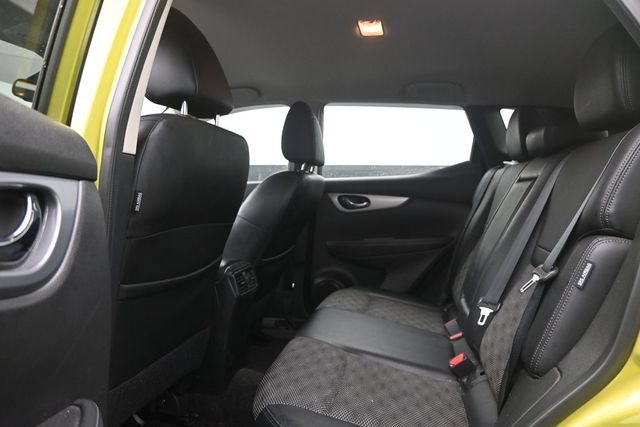 Used 2020 Nissan Rogue Sport SV w/ Technology Package FWD image 11