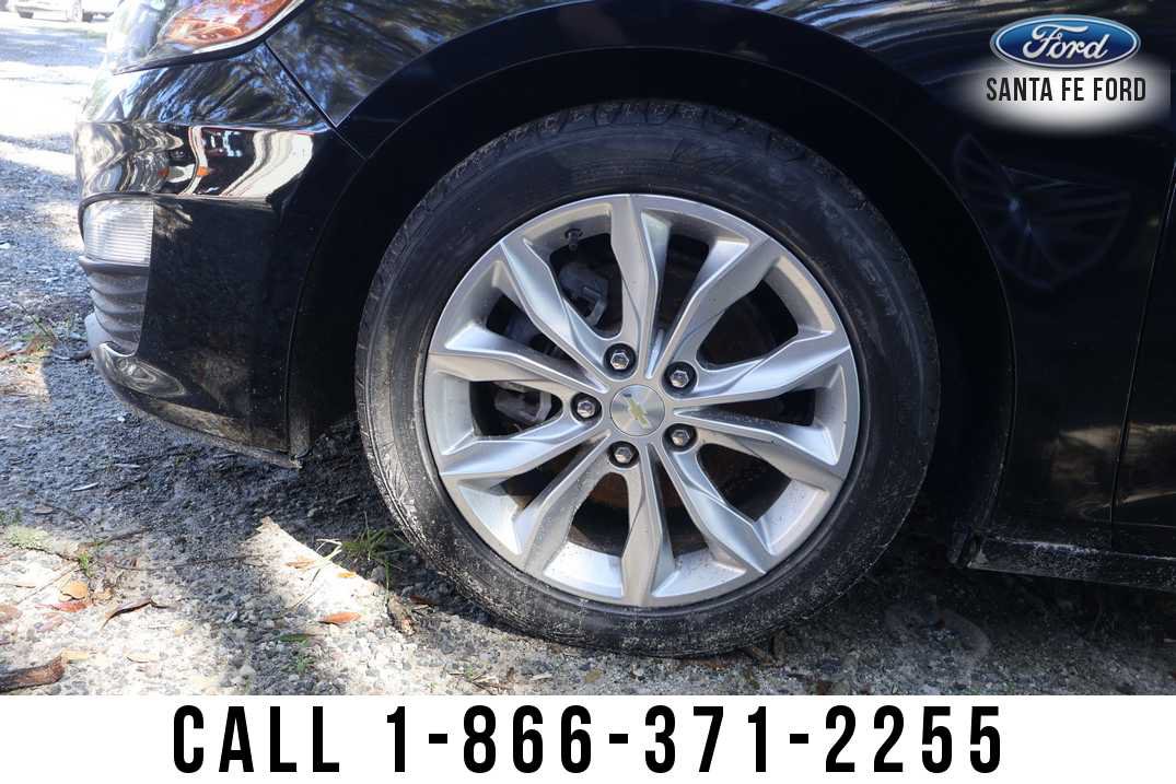 Used 2020 Chevrolet Malibu LT FWD image 6