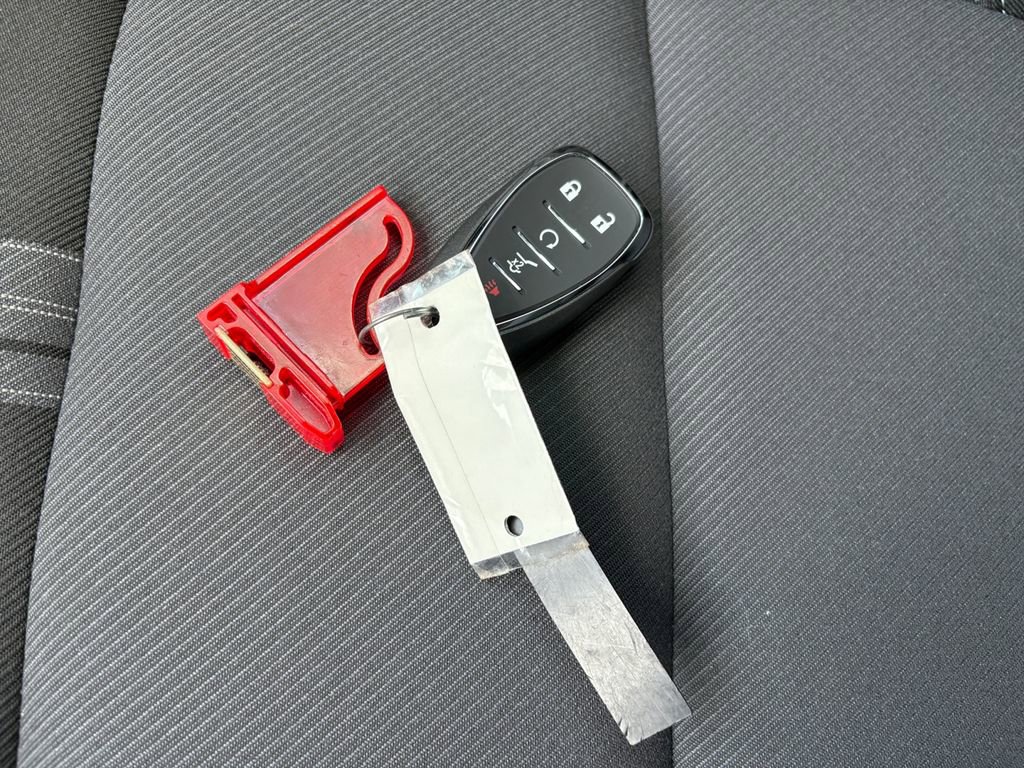 New 2025 Chevrolet Blazer LT w/ Convenience Package image 32