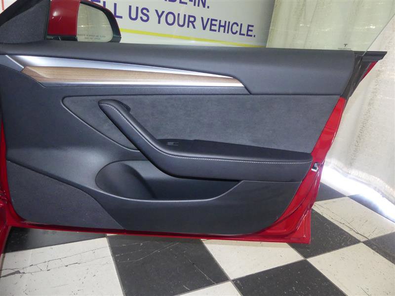 Used 2023 Tesla Model 3 Standard Range image 22