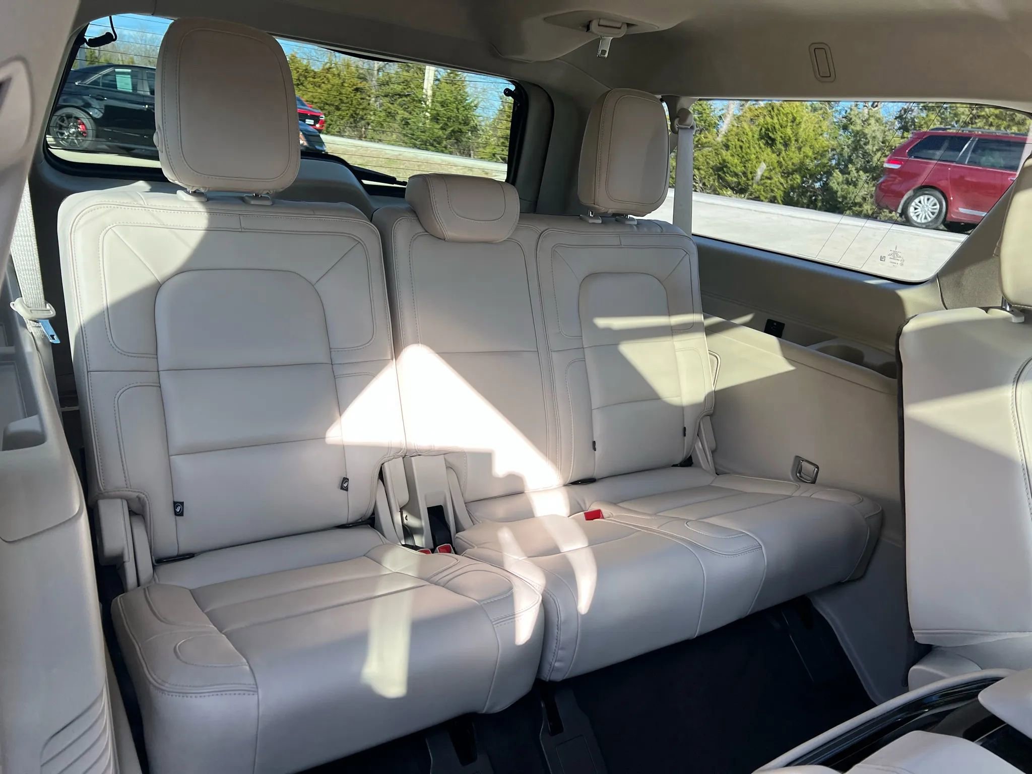 Used 2019 Lincoln Navigator L Reserve w/ Cargo Package image 49