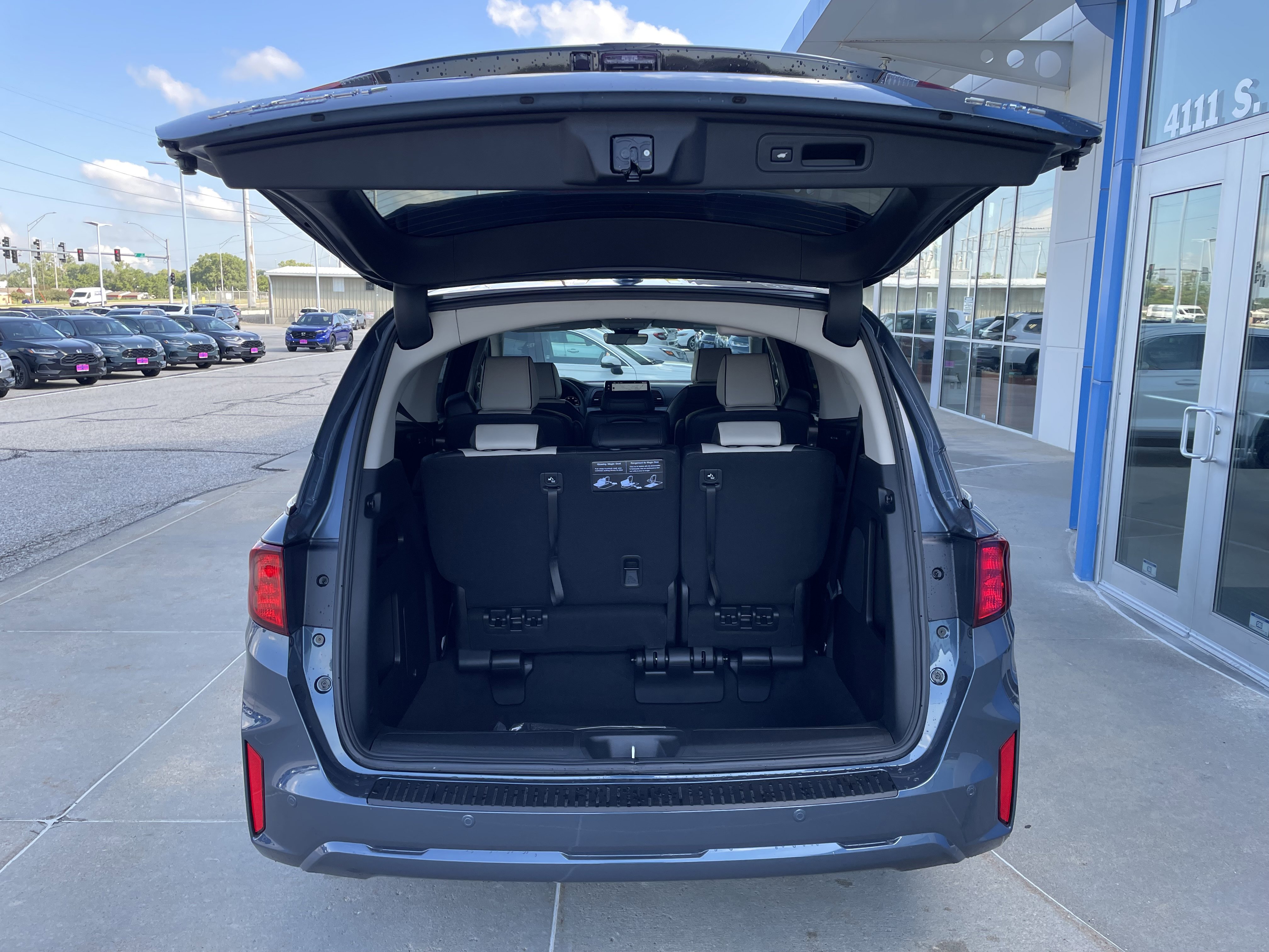 New 2026 Honda Odyssey Elite image 6