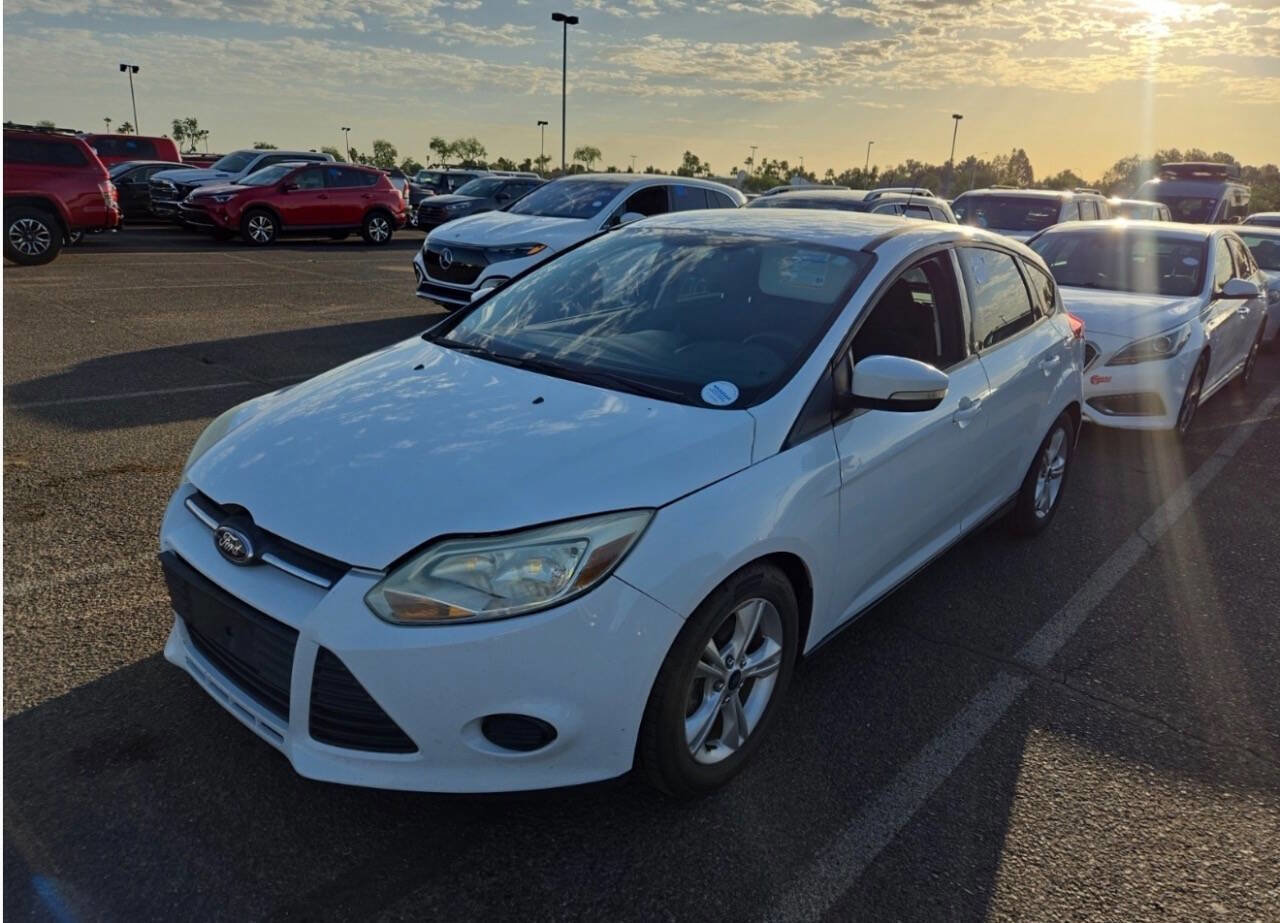 Used 2014 Ford Focus SE FWD image 1