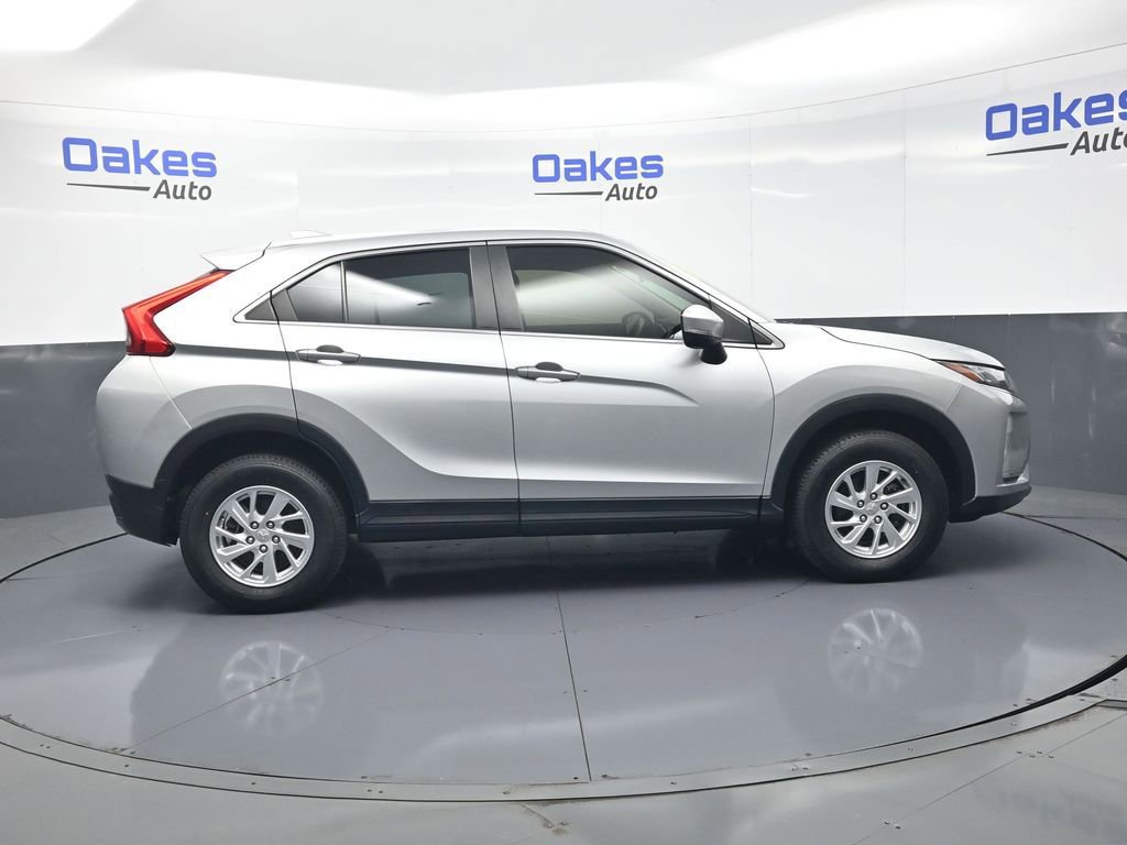 Used 2018 Mitsubishi Eclipse Cross ES AWD/4WD image 9