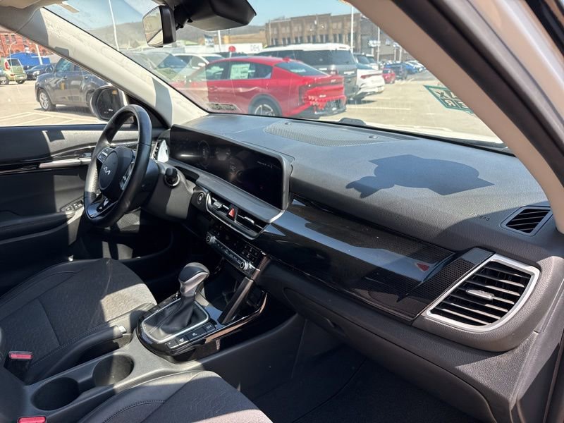 Certified 2024 Kia Seltos S image 15