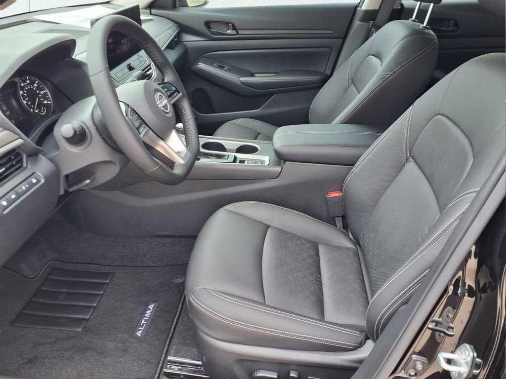 New 2026 Nissan Altima 2.5 SV w/ SV Premium Package AWD/4WD image 13