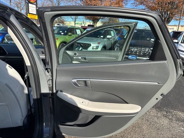 Certified 2023 Hyundai Sonata SEL w/ Convenience Package image 32