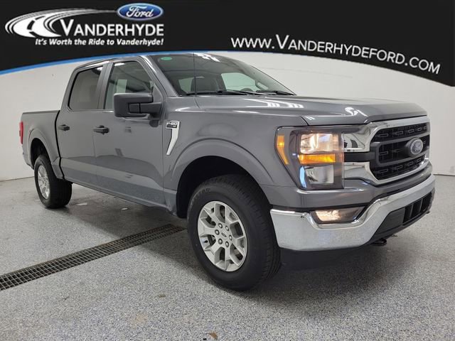 Used 2023 Ford F150 XLT image 2