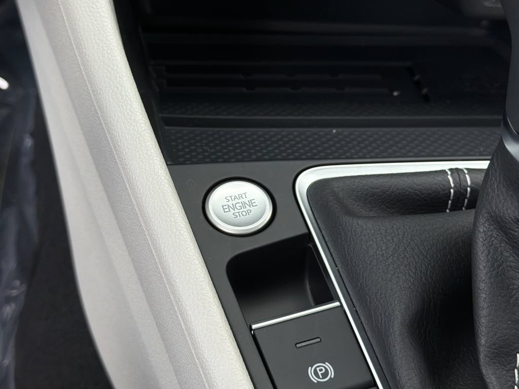 New 2026 Volkswagen Jetta SE FWD image 27