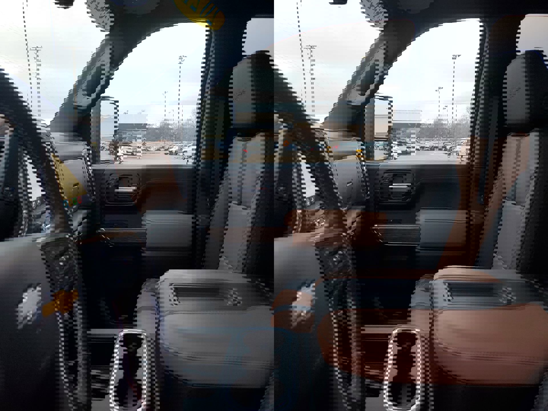 Used 2021 Chevrolet Silverado 3500 High Country image 28